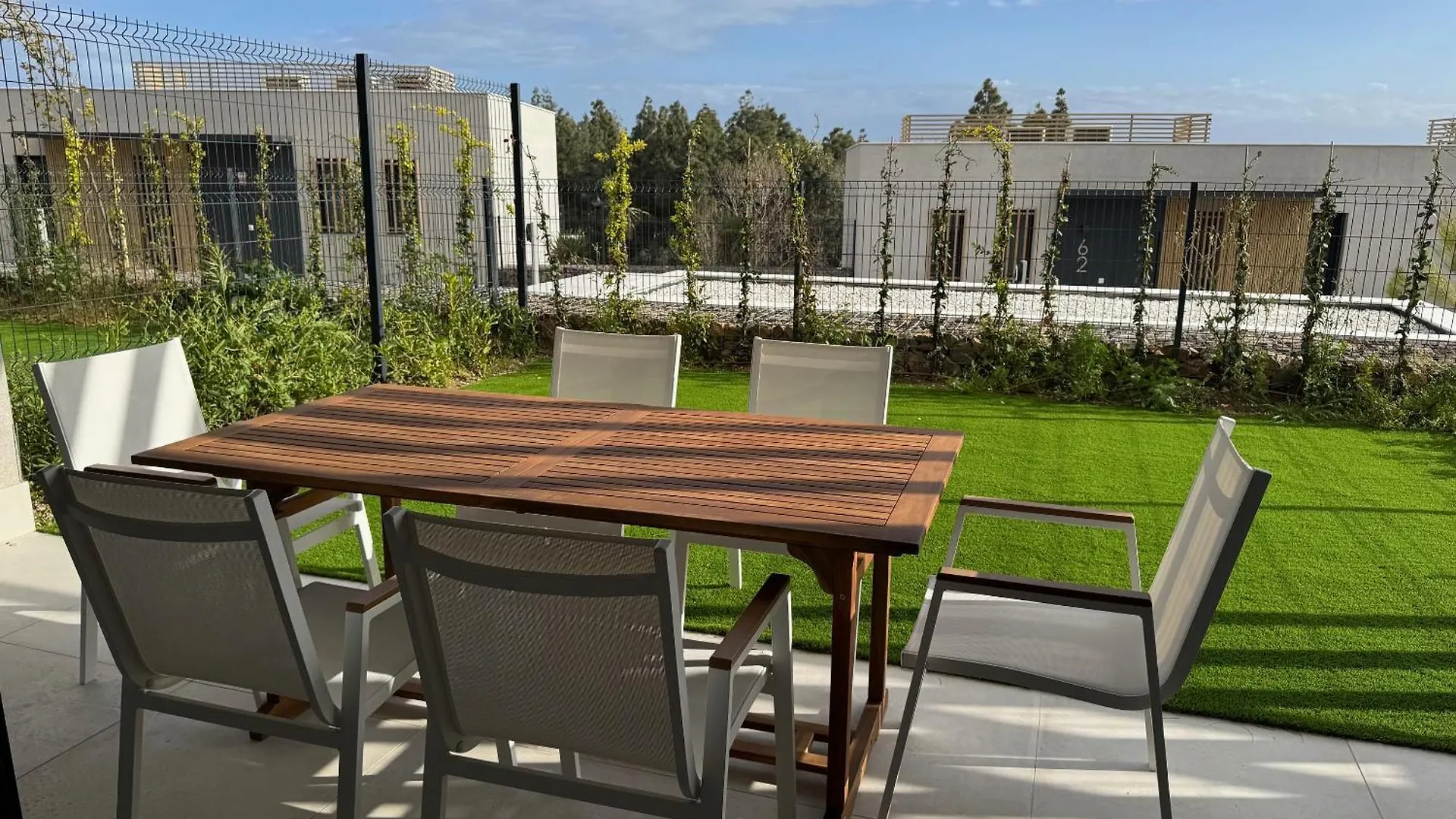 Spacious Beach House In Malaga-Cala De Mijas, Amazing See View, 3 Bedroom, Garden & Common Pool 0*, 马拉加 西班牙